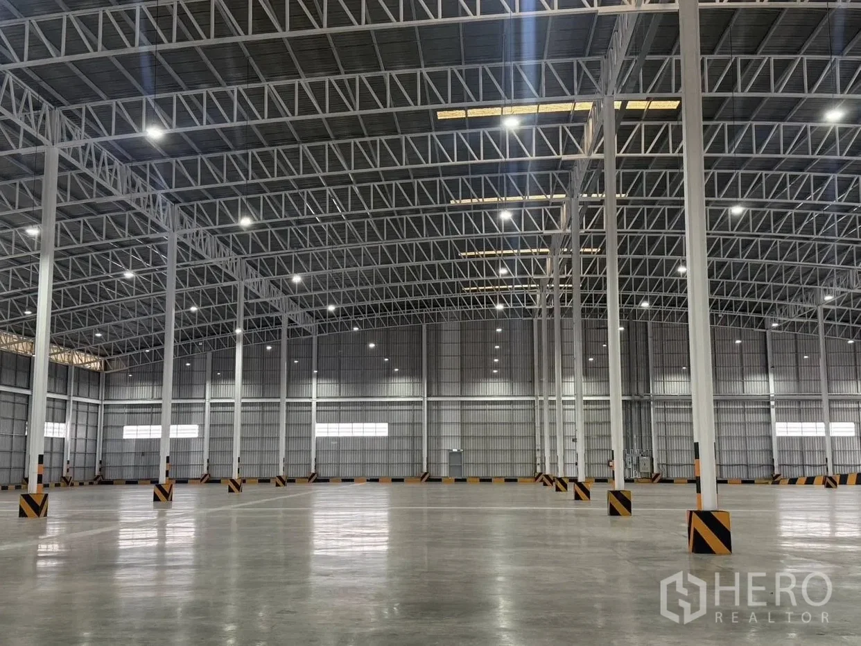 รูป ให้เช่า โรงงาน 9700 ตรม หนองขาม ศรีราชา ชลบุรี - รูปที่ 3/11