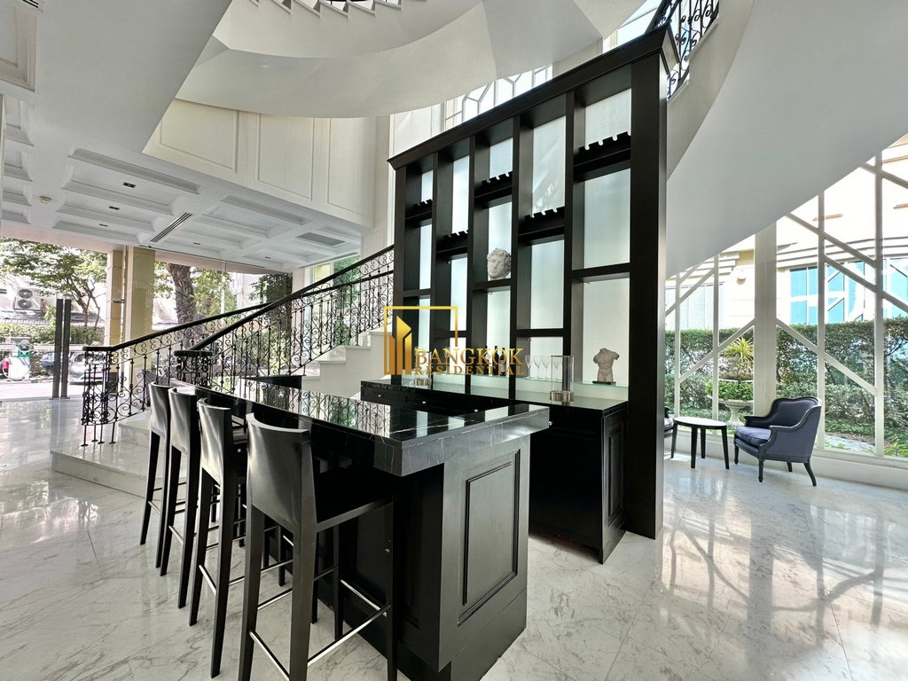picture Royce Private Residence | Gorgeous 3 Bedroom Luxury Condo - BR61896CD - 23/26