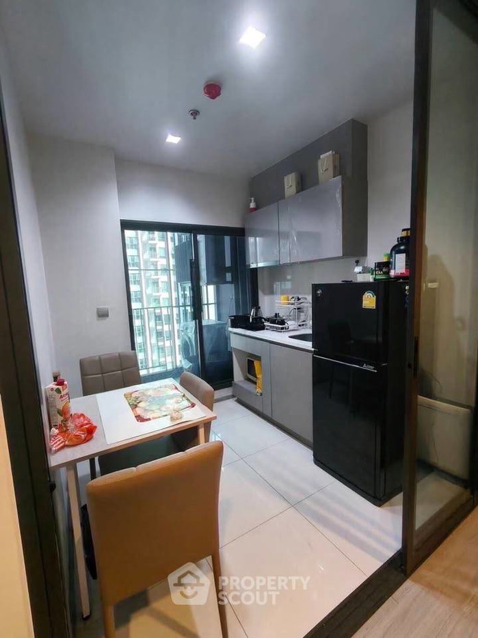 รูป คอนโด 1-ห้องนอน ที่ ไลฟ์ อโศก - พระราม 9 ใกล้ MRT พระราม 9 (ID 3294580) - รูปที่ 7/7
