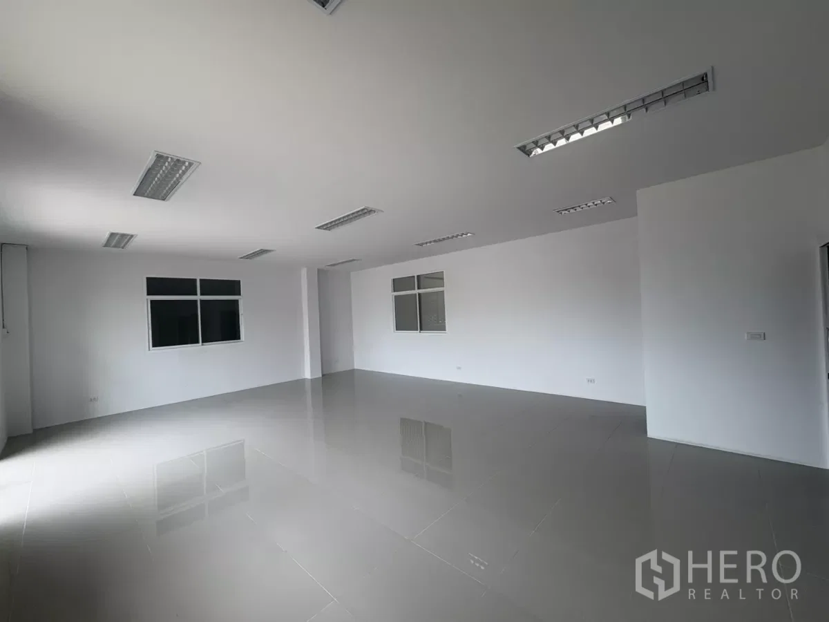 picture For rent Factory 590 sqm in Phra Samut Chedi, Samut Prakan - 11/17