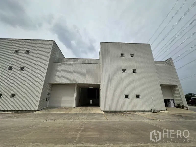 picture For rent Factory 603 sqm in Khlong Luang, Pathum Thani - 2/15