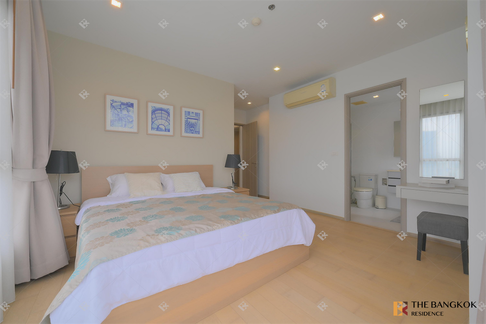 Condo in High-potential, Central City Location HQ By Sansiri