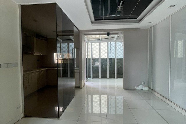 รูป A10 ขายทาวน์เฮ้าส์ 3 ชั้น บ้านกลางเมืองรัชโยธิน แขวง เสนานิคม เขตจตุจักร จ.กรุงเทพมหานคร - รูปที่ 6/8