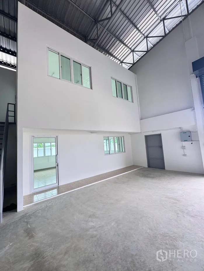 รูป ให้เช่า โกดัง 320 ตรม บางบ่อ สมุทรปราการ - รูปที่ 3/11