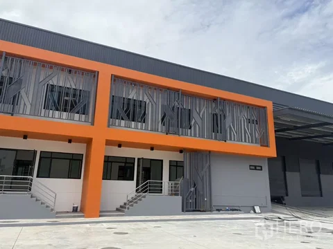 For rent Factory 1663 sqm in Tha Kham, Bang Pakong, Chachoengsao