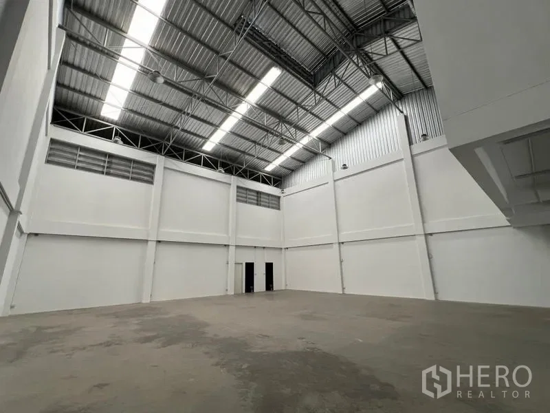 รูป ให้เช่า โรงงาน 365 ตรม พระสมุทรเจดีย์ สมุทรปราการ - รูปที่ 1/11