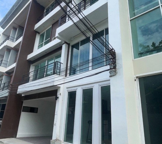 รูป A02_033 ขายทาวน์เฮ้าส์ 4 ชั้น สราญรมย์ แขวง คันนายาว เขตคันนายาว จ.กรุงเทพมหานคร - รูปที่ 7/8
