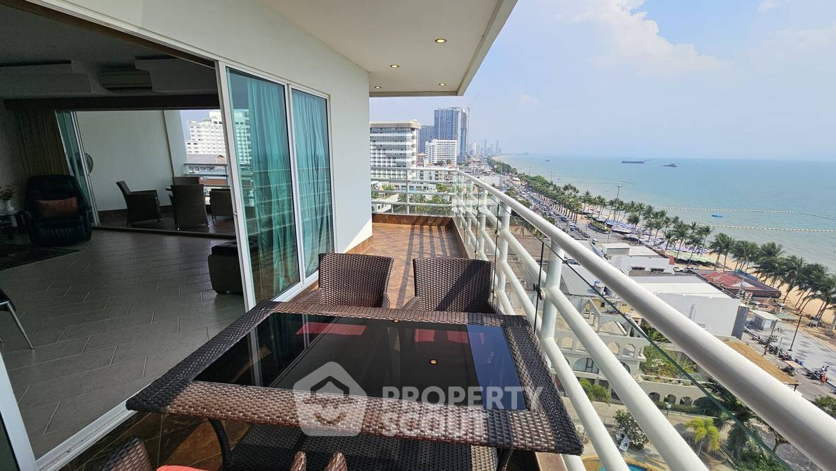 picture Spacious 2-BR 141 Sqm At View Talay 7 Condominium Jomtien (ID 3281933) - 44/51