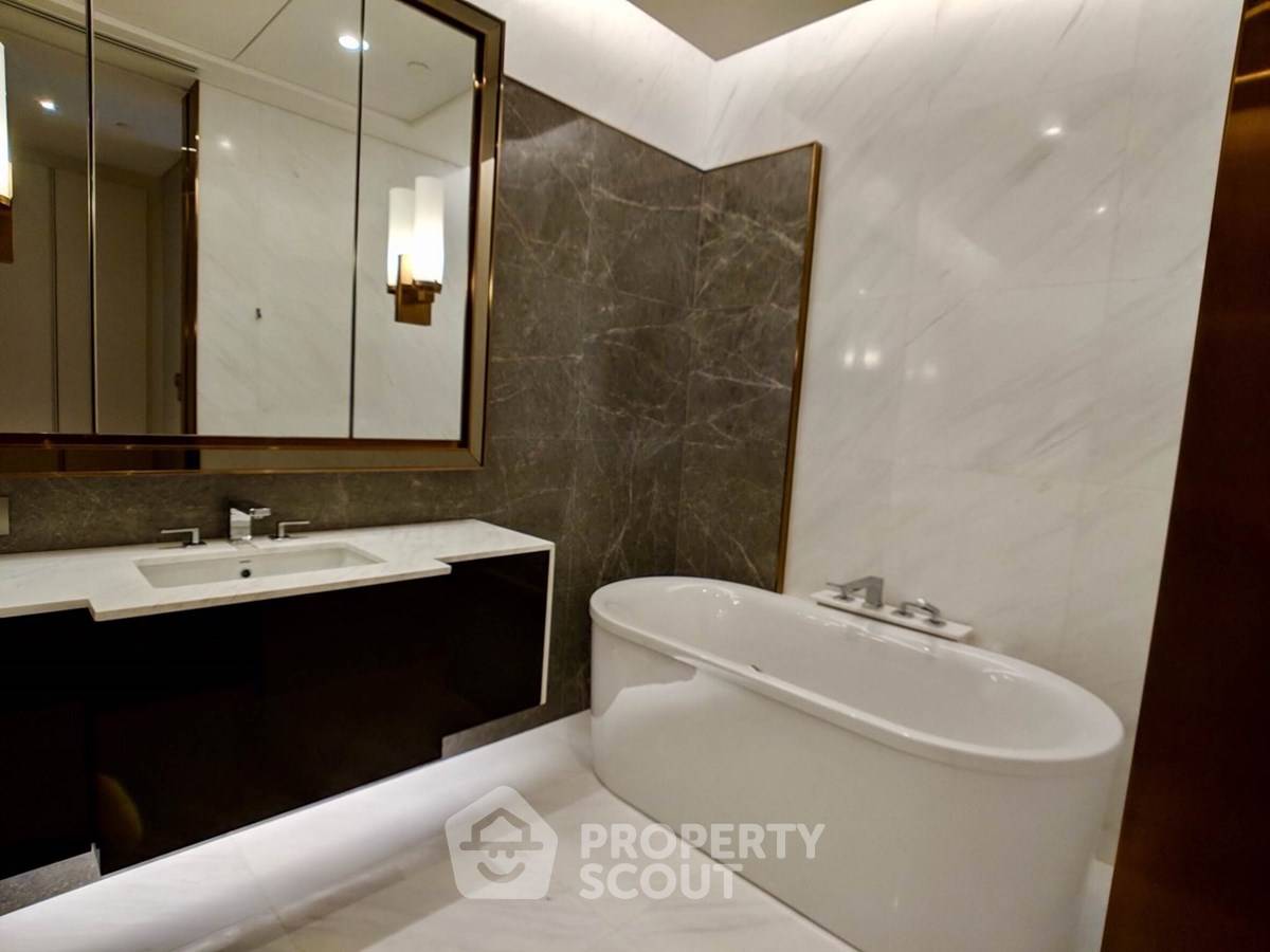 picture 1-BR Condo at Sindhorn Tonson near BTS Ratchadamri (ID 3036993) - 11/15