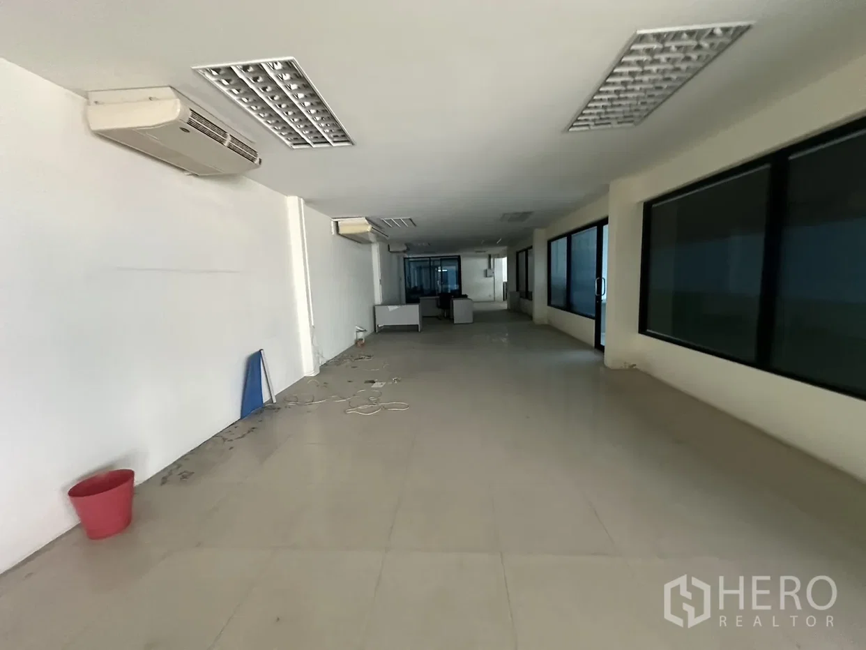 รูป ให้เช่าหรือขาย โรงงาน 2400 ตรม ดอกไม้ ประเวศ กรุงเทพมหานคร - รูปที่ 8/17