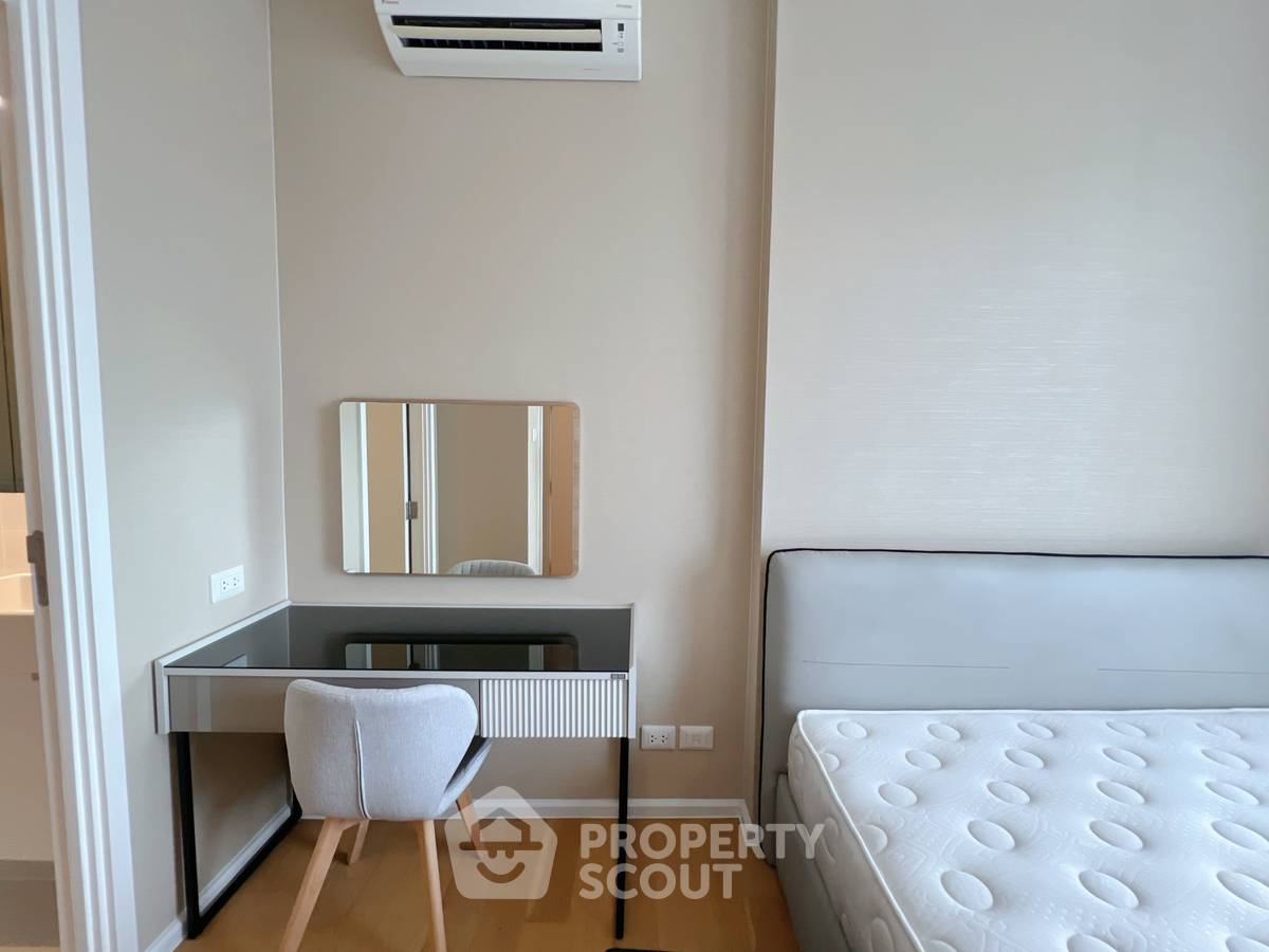 picture 39th-Floor 1-BR At The Saint Residences 100m To MRT Phahon Yothin (ID 2110308) - 8/9