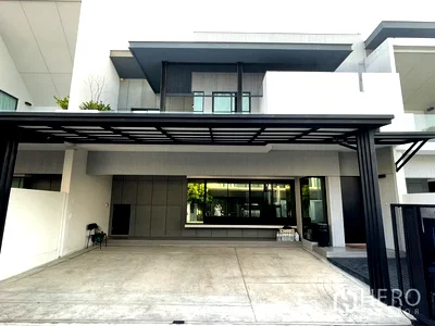 Townhouses for sale Samut Prakarn : For Sale 3 Bedroom Townhouse in VIVE Bangna KM 7 in Bang Kaeo, Bang Phli, Samut Prakan