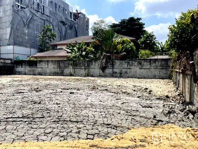 Land for sale Bangkok : Land 196 sqw in Phra Khanong Tai, Phra Khanong, Bangkok BTS Punnawithi