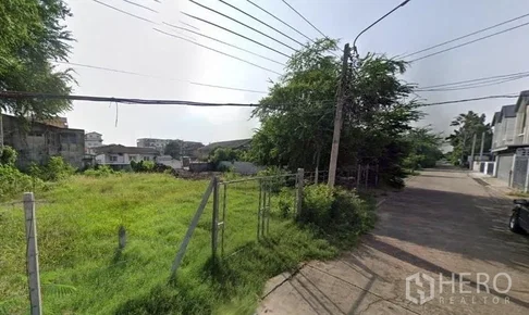 Land 216 sqw in Phra Khanong, Khlong Toei, Bangkok BTS On Nut