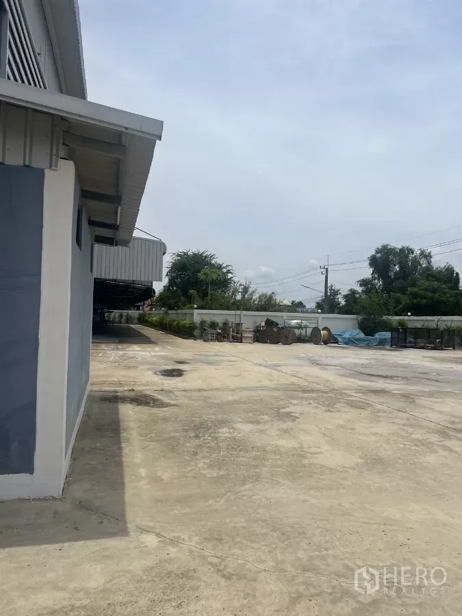 รูป ขาย โรงงาน 1000 ตรม หน้าไม้ ลาดหลุมแก้ว ปทุมธานี - รูปที่ 5/8