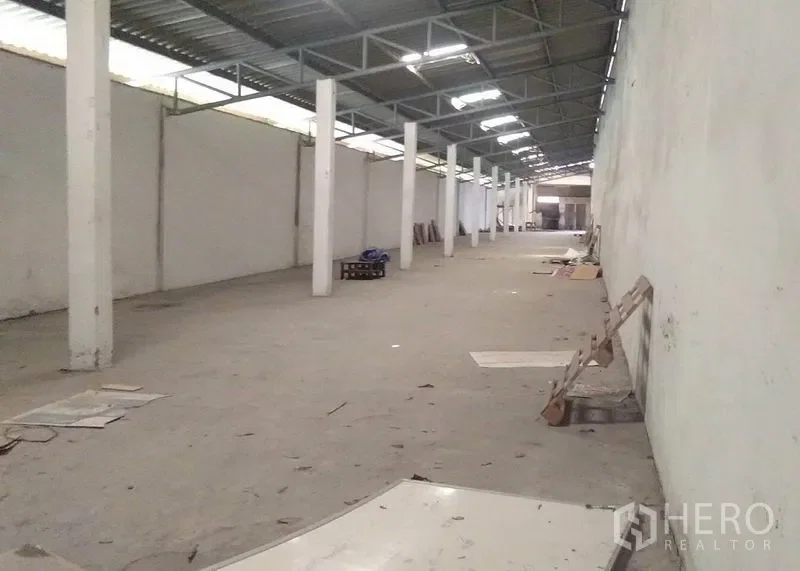 รูป ให้เช่า โรงงาน 2000 ตรม บางพลี สมุทรปราการ - รูปที่ 5/7