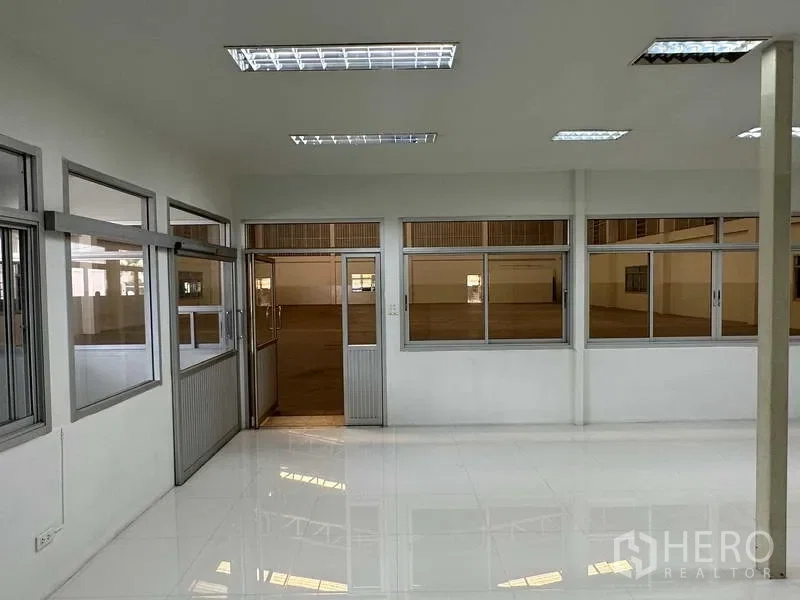 รูป ให้เช่า โรงงาน 1575 ตรม เมืองสมุทรปราการ สมุทรปราการ - รูปที่ 3/10