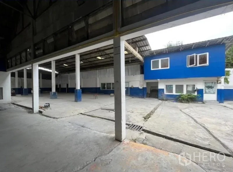 รูป ให้เช่า โกดัง 1200 ตรม บางจาก พระโขนง กรุงเทพมหานคร BTS อุดมสุข - รูปที่ 1/3