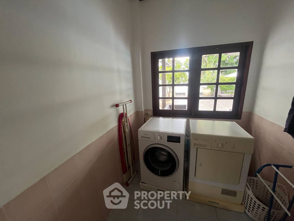 picture Unique 6-BR Pool Villa next to Market Village (ID 3293800) - 26/49