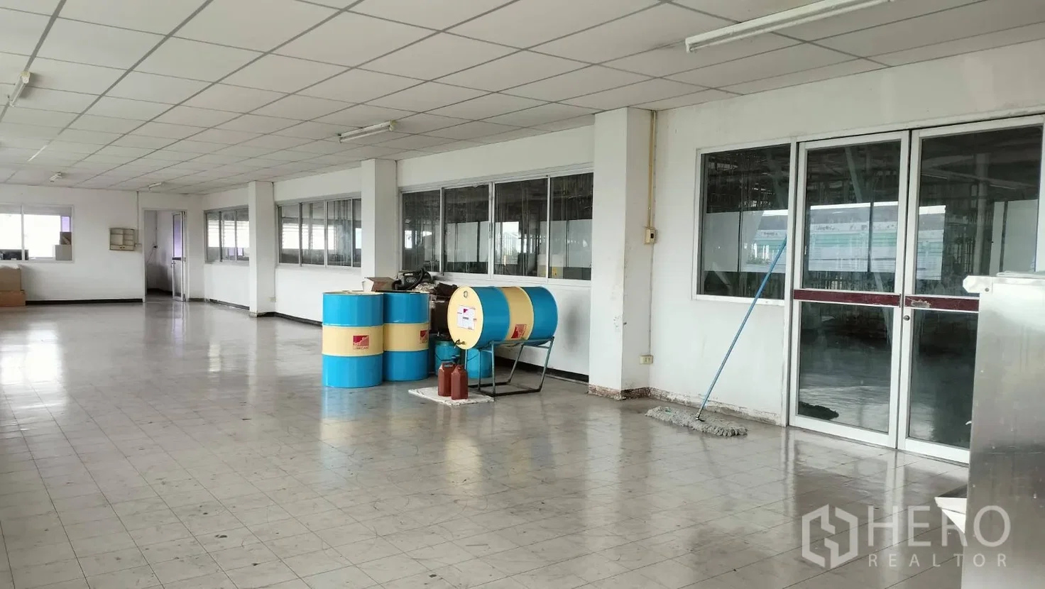รูป ให้เช่า โรงงาน 2160 ตรม ทับยาว ลาดกระบัง กรุงเทพมหานคร - รูปที่ 8/12