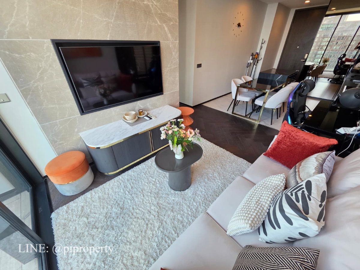 รูป คอนโดทำเลทองทอง - ห้องชุด 2 ห้องนอน ตกแต่งครบครัน ให้เช่า เดอะ เอสเซ่ สุขุมวิท 36 - รูปที่ 5/49