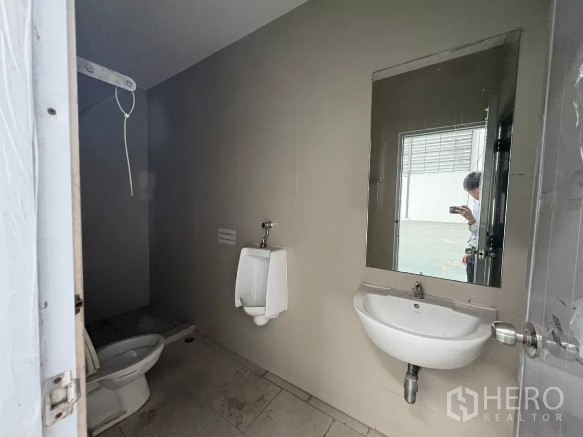 รูป ให้เช่า โกดัง 660 ตรม บางแก้ว บางพลี สมุทรปราการ - รูปที่ 12/12