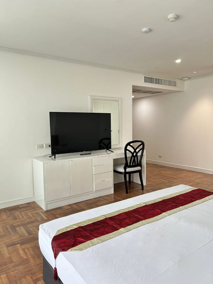 รูป Condo for Rent | Pet Friendly | Spacious 3 Bedrooms 315 Sq.m. | Large Balcony - รูปที่ 9/11