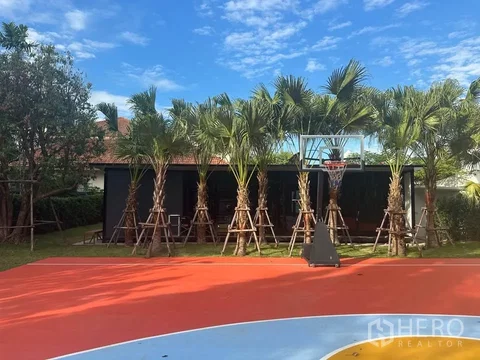 Land 172 sqw in Khlong Tan Nuea, Watthana, Bangkok BTS Ekkamai