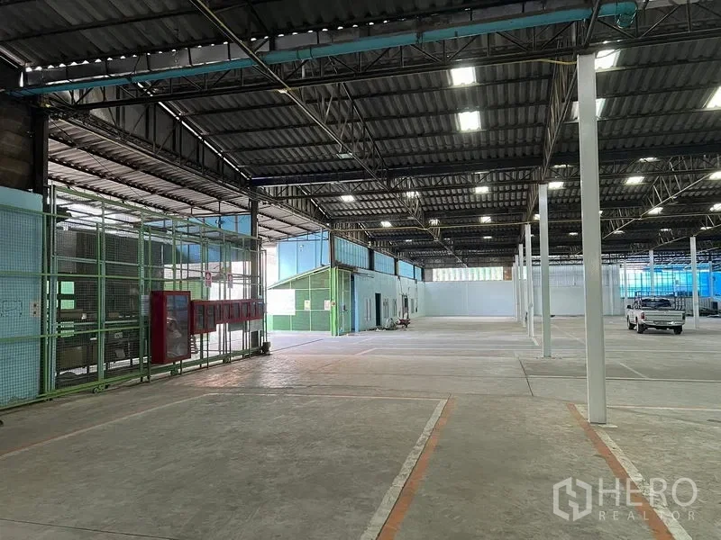 picture For rent Warehouse 2500 sqm in Mueang Samut Prakan, Samut Prakan BTS Bearing - 5/7