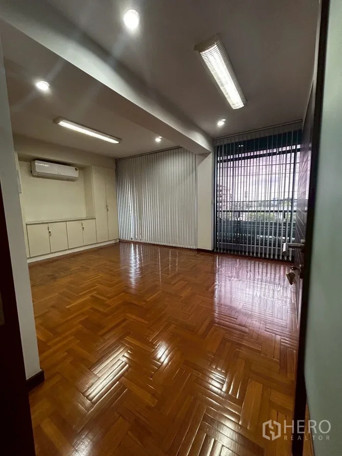 รูป ให้เช่าหรือขาย โชว์รูม 860 ตรม ราชาเทวะ บางพลี สมุทรปราการ - รูปที่ 14/20
