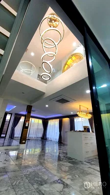 Houses for rent Bangkok : For Rent 5 Bedroom Detached House in Chok Chai 4 Lat Phrao, Bangkok
