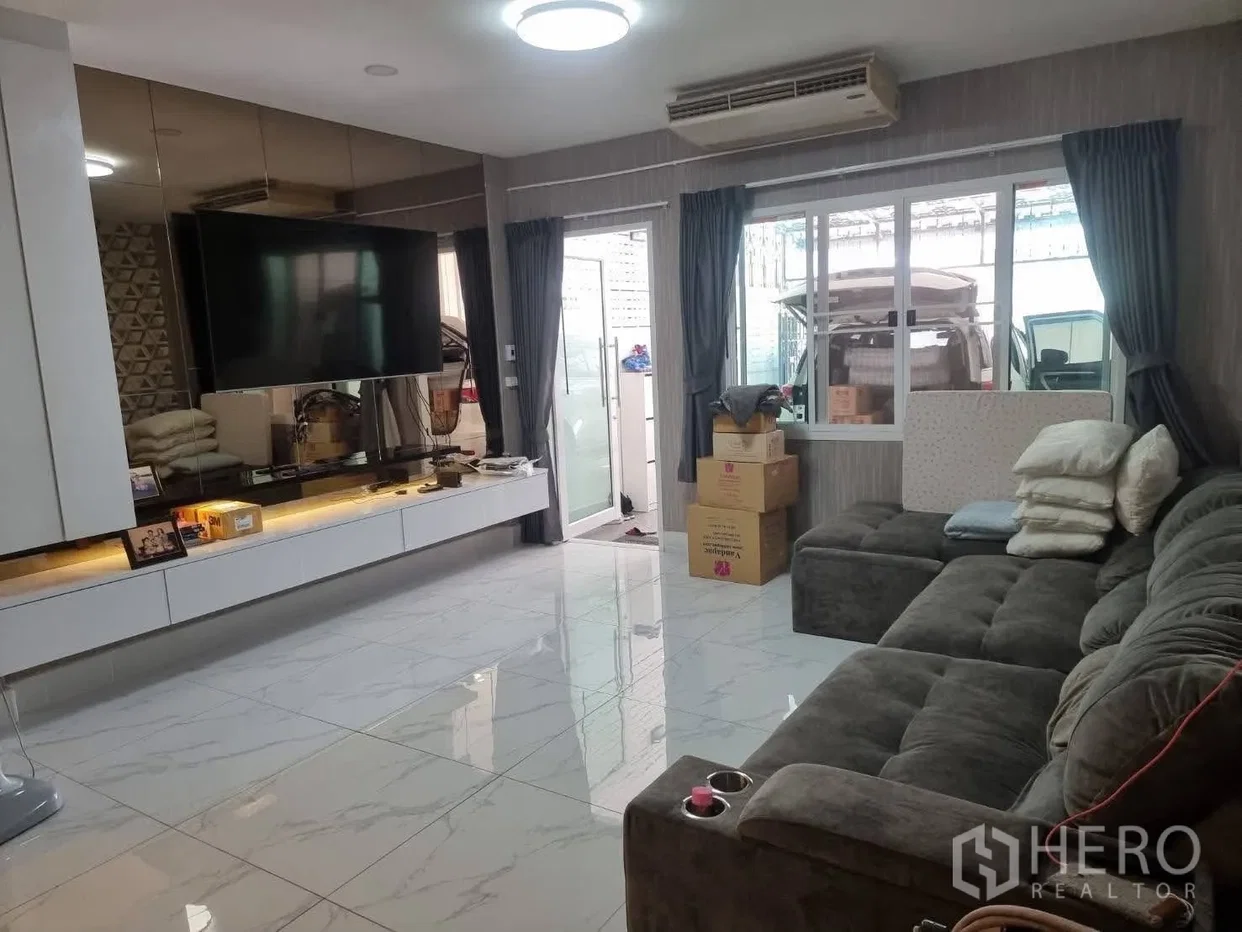 รูป ให้เช่า ทาวน์เฮาส์ 4 ห้องนอน ดินแดง กรุงเทพมหานคร - รูปที่ 4/20