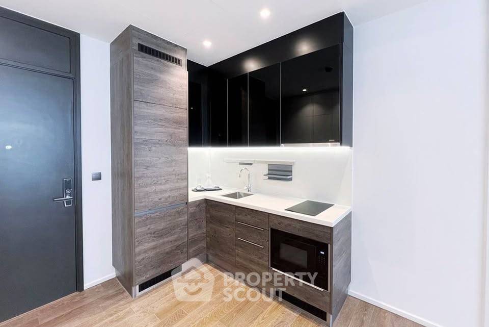 picture 1-BR Condo at Muniq Langsuan near BTS Ratchadamri (ID 3292175) - 6/19