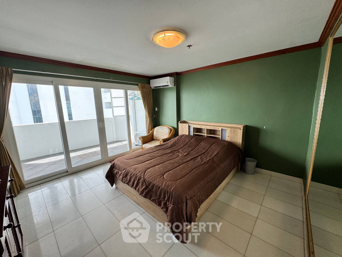 รูป ขายคอนโด 4 ห้องนอน ขนาด 273 ตร.ม. Jomtien Beach Paradise Condominium (ID 3281701) - รูปที่ 18/39