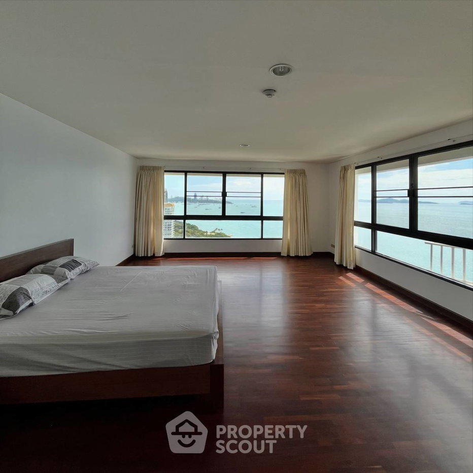 รูป เลี้ยงสัตว์ได้ 3 ห้องนอน 265 ตร.ม. Saranchol Condominium Wong Amat (ID 3291716) - รูปที่ 10/16