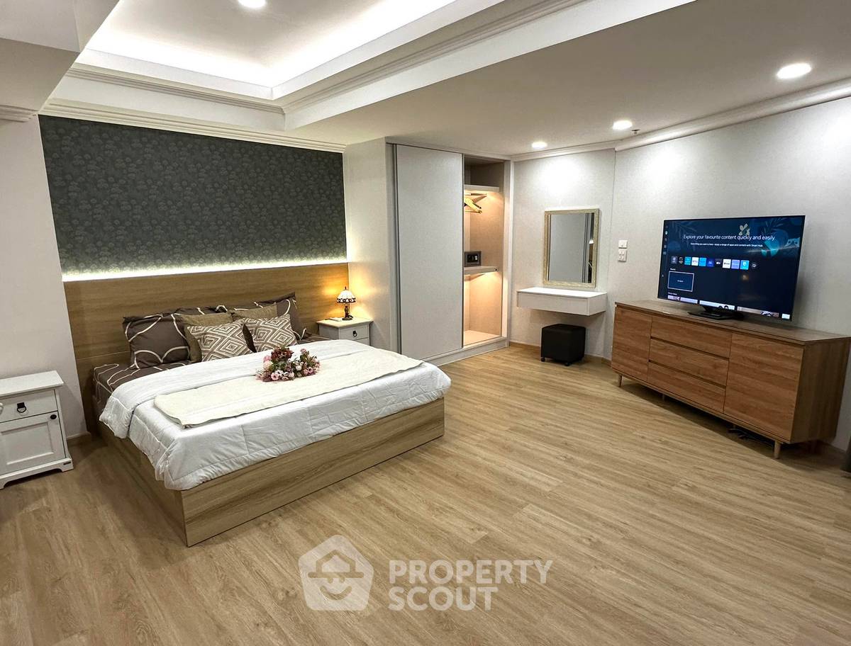 รูป คอนโด 2 ห้องนอน ชั้น 16 ขนาด 129 ตร.ม. View Talay 3 ขาย (ID 3281922) - รูปที่ 10/27