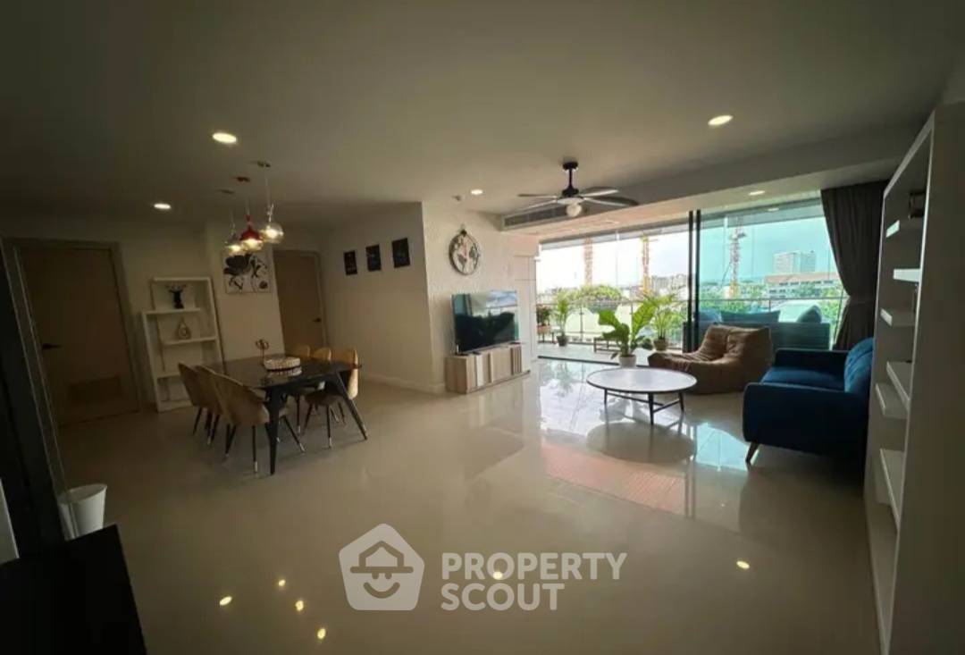 รูป คอนโด 2 ห้องนอน ขนาด 117 ตร.ม. Gardenia Pattaya พัทยา (ID 3281691) - รูปที่ 4/19