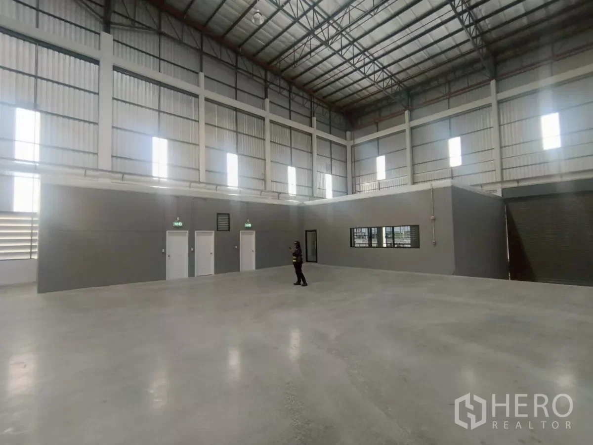 รูป ให้เช่า โรงงาน 22400 ตรม เขาคันทรง ศรีราชา ชลบุรี - รูปที่ 7/10