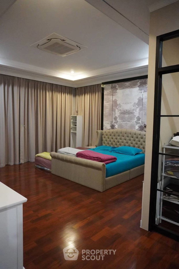 รูป บ้าน 5 ห้องนอน พื้นที่ 477 ตร.ม. ที่ The Grand Pinklao กรุงเทพฯ (ID 3290575) - รูปที่ 10/25