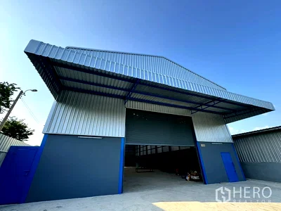 Factory for rent King Kaew Road : For rent Warehouse 692 sq.m. Near Suvarnabhumi Airport in Racha Thewa, Bang Phli, Samut Prakan