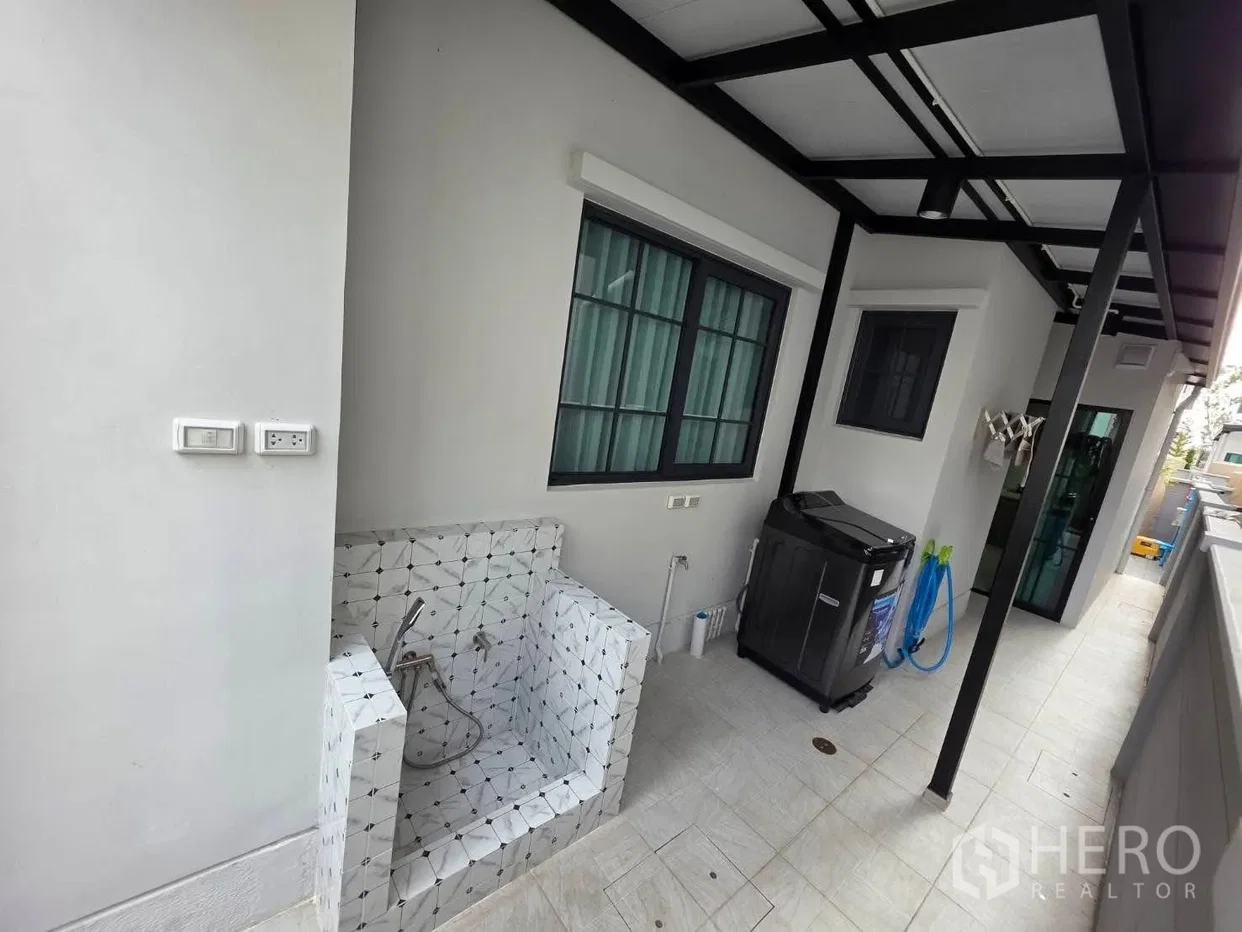 รูป ให้เช่าหรือขาย บ้านเดี่ยว 4 ห้องนอน Centro Bangna (ศูนย์บางนา) บางแก้ว บางพลี สมุทรปราการ - รูปที่ 11/15