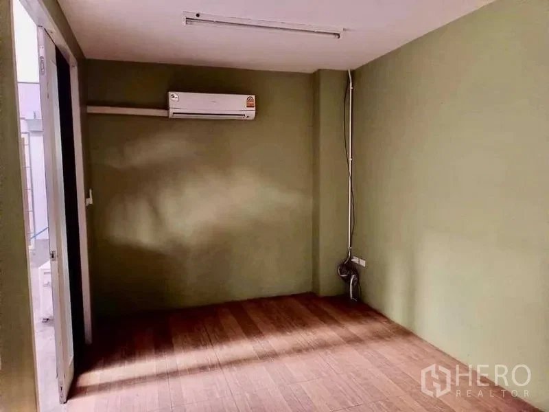 รูป ให้เช่า โกดัง 650 ตรม บางพลีใหญ่ บางพลี สมุทรปราการ - รูปที่ 10/10