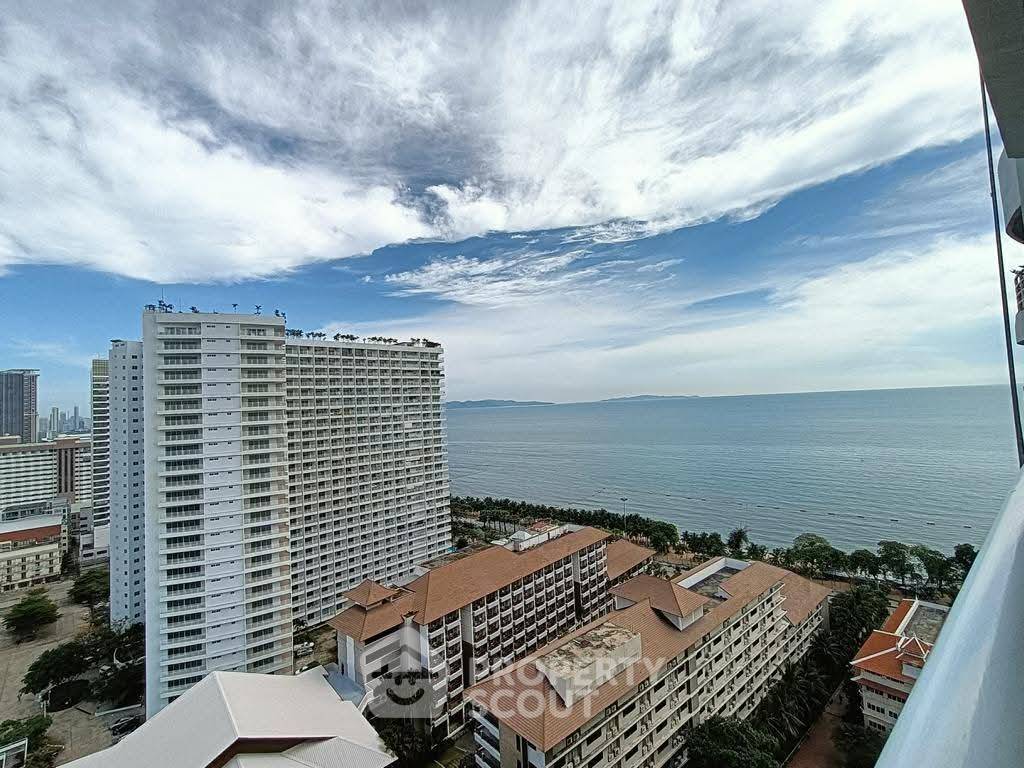 picture 1-BR Condo at View Talay 3 close to Phratamnak (ID 3281928) - 7/10