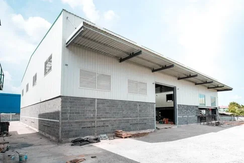 ให้เช่า โกดัง 1621 ตรม คลองสามประเวศ ลาดกระบัง กรุงเทพมหานคร