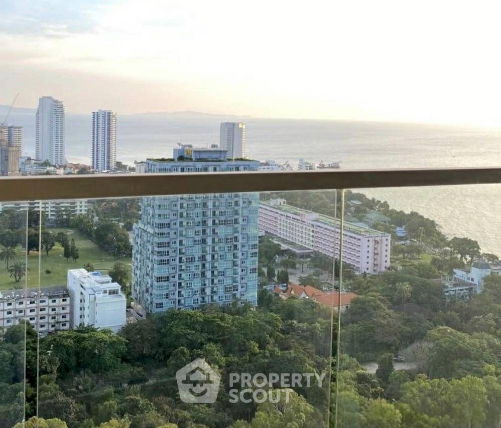 picture 26th-Floor 1-BR Condo At The Peak Towers, Phratamnak (ID 3040376) - 6/7