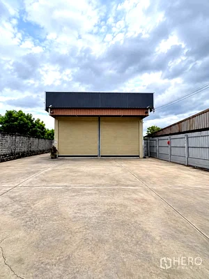 Factory for rent The Brio Mall : For rent Warehouse 200 sq.m. in Sala Klang, Bang Kruai, Nonthaburi