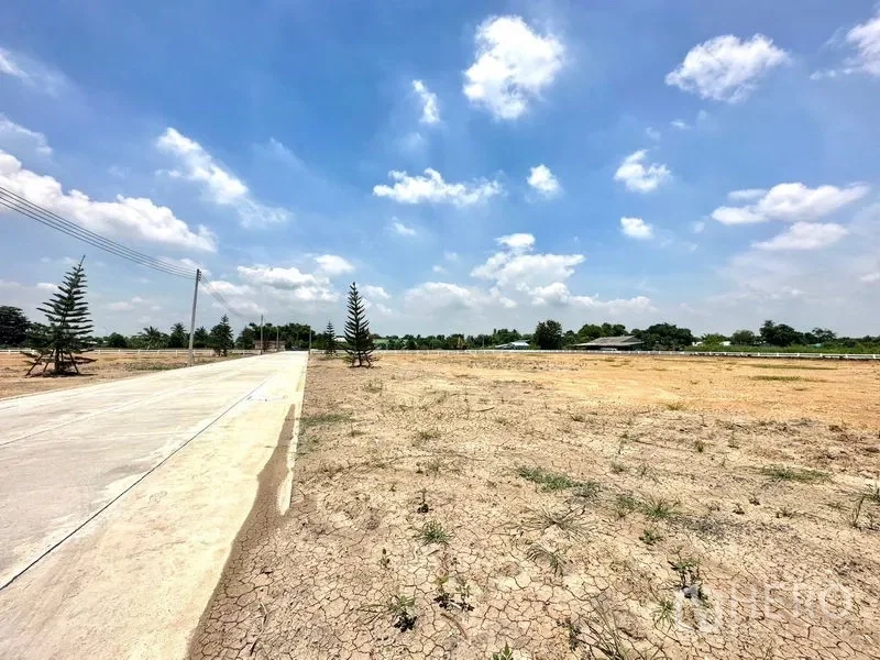 picture Land 800 sqw in Lam Luk Ka, Pathum Thani - 3/4