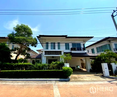 Houses for rent MRT Si Dan : For Rent 4 Bedroom Detached House in The Centro Sukhumvit 113 in Samrong Nuea, Mueang Samut Prakan, Samut Prakan
