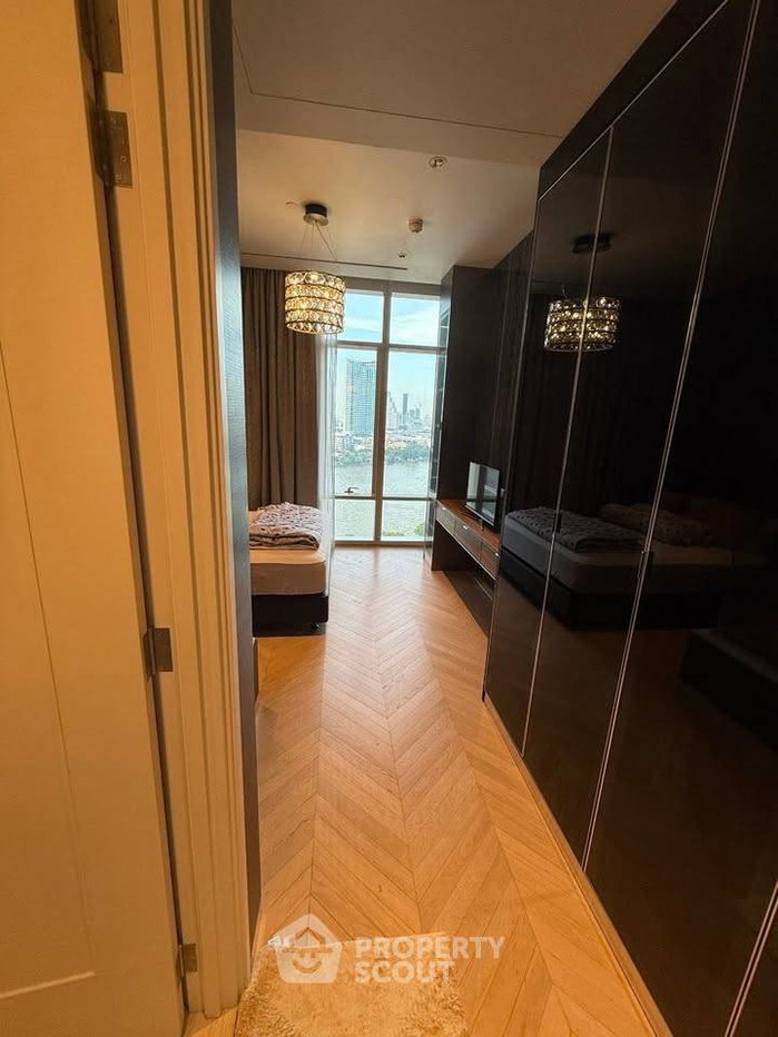 รูป คอนโดเลี้ยงสัตว์ได้ 4 ห้องนอน 250 ตร.ม. Four Seasons Private Residences Bangkok ใกล้ BTS สะพานตากสิน (ID 3293812) - รูปที่ 19/20