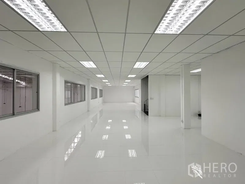 รูป ให้เช่า โรงงาน 1233 ตรม คลองหลวง ปทุมธานี - รูปที่ 8/13
